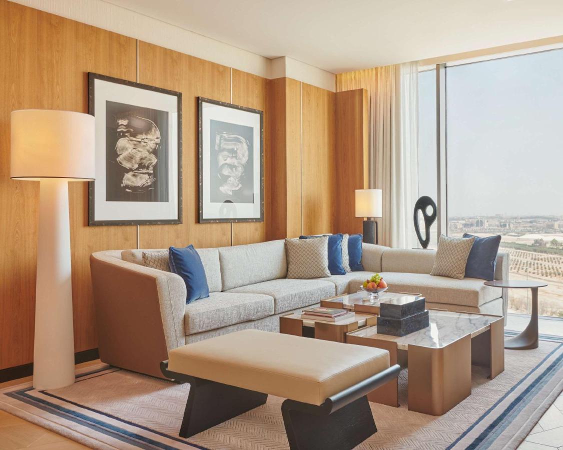 Hotel Grand Hyatt Kuwait Kuwait City Exteriér fotografie A living room at the Ritz-Carlton, DIFC
