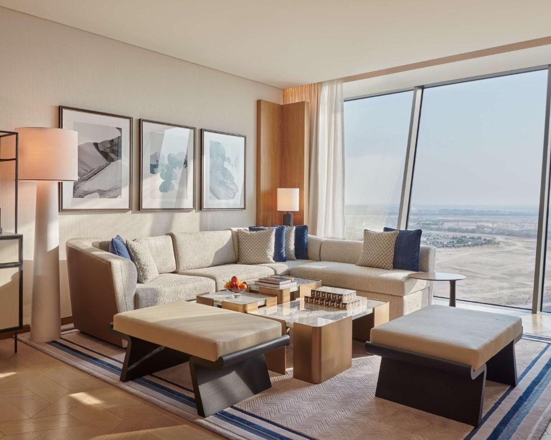 Hotel Grand Hyatt Kuwait Kuwait City Exteriér fotografie A living room at the Ritz-Carlton, DIFC