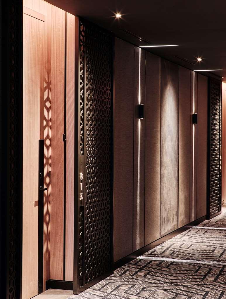 Hotel Grand Hyatt Kuwait Kuwait City Pokoj fotografie Doors of the hotel